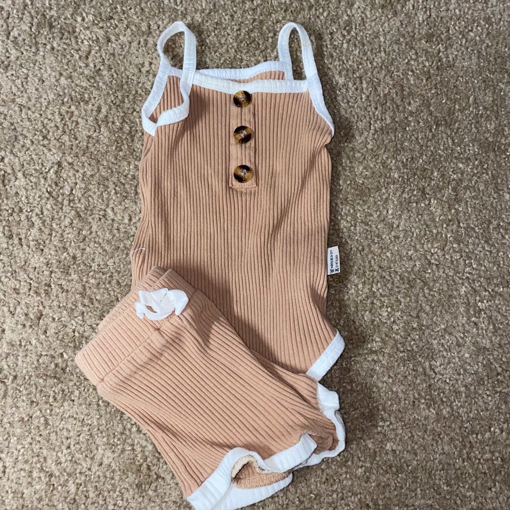 Tank top and Shorts